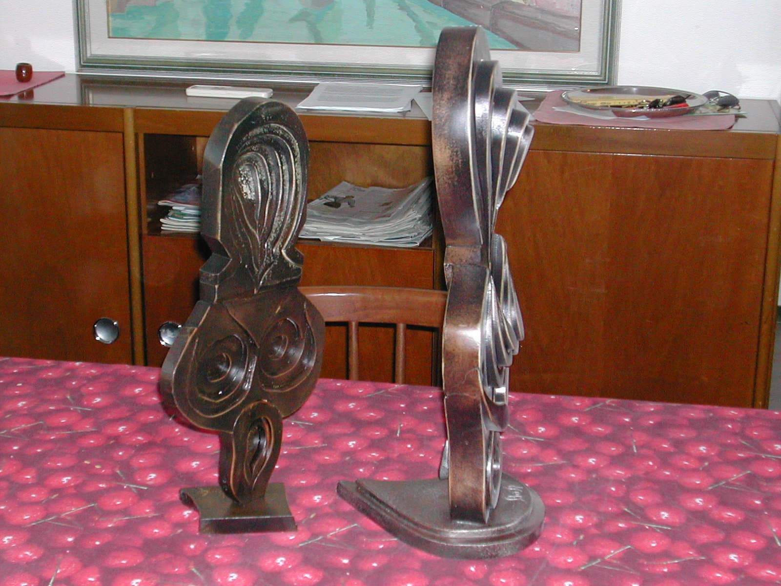 Scultura in legno di figura femminile — foto 4 di 4